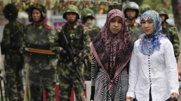 الصين تجبر النساء المسلمات من أقلية الإيغور على إجراء عملية تطهير للرحم