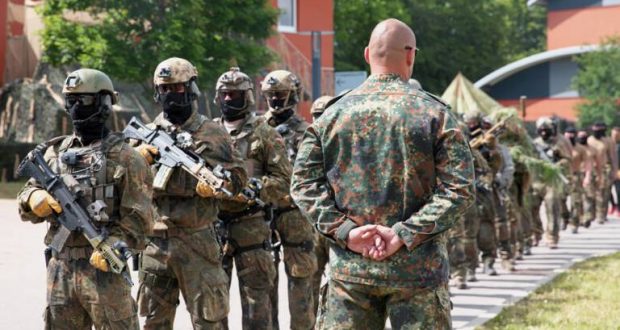 أخبار ألمانيا: مشروع قانون جديد لتسريع عملية طرد الجنود المتطرفين من صفوف الجيش الألماني