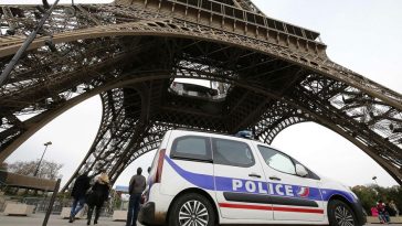 فرنسا: مهاجمة وطعن سيدتين مسلمتين في باريس ومحاولة نزع حجابيهما