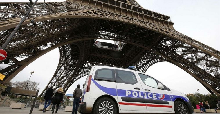 فرنسا: مهاجمة وطعن سيدتين مسلمتين في باريس ومحاولة نزع حجابيهما