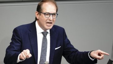 حلفاء ميركل في الائتلاف الحاكم يقدمون وثيقة استراتيجية لمكافحة الإرهاب في ألمانيا