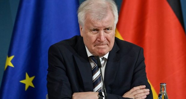 ألمانيا: وزير الداخلية الألماني ومحاولات إصلاح سياسة اللجوء في الاتحاد الأوروبي