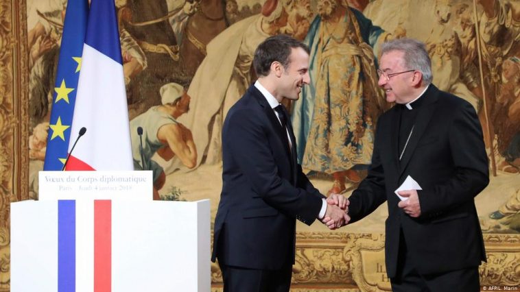 إدانة سفير الفاتيكان السابق في فرنسا بتهمة الاعتداء الجنسي على خمسة رجال
