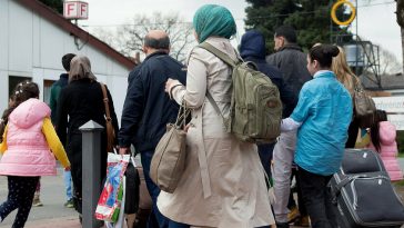 ألمانيا: السماح بعمليات الترحيل إلى سوريا