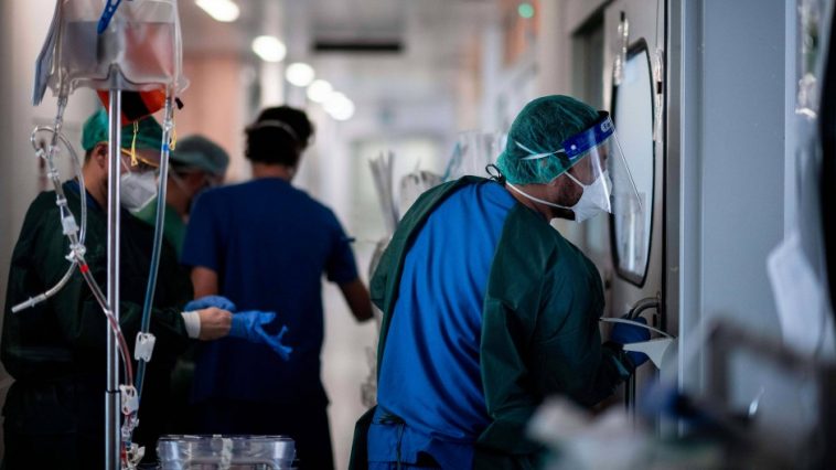 ألمانيا تسجل أرقاماً قياسية جديدة في عدد الإصابات والوفيات بفيروس كورونا