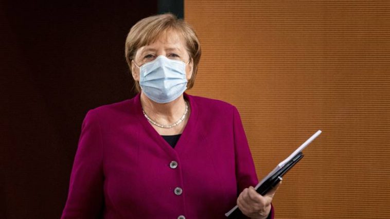 "أسوء مراحل الجائحة" في ألمانيا.. ميركل تدعو إلى تشديد قيود كورونا