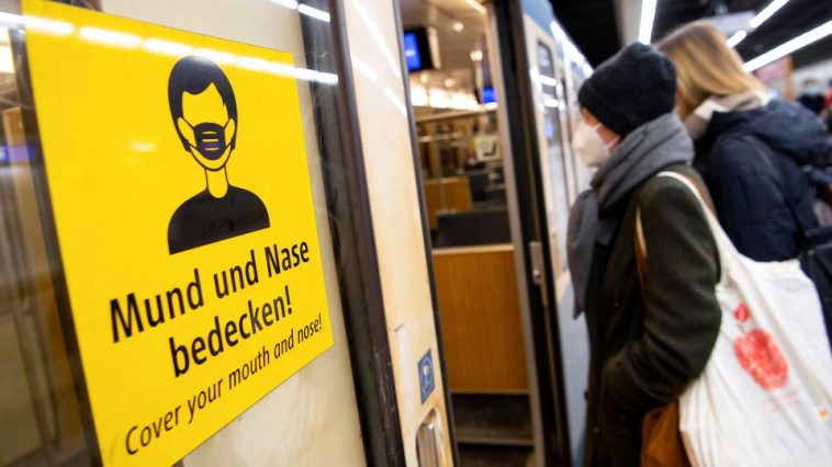 كورونا في ألمانيا: ولاية ألمانية تفرض ارتداء كمامات خاصة في الأماكن العامة