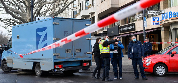 سرقة شاحنة نقل أموال في برلين في وضح النهار