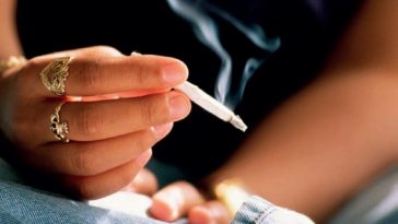 الإدمان / اللجوء / اللاجئين