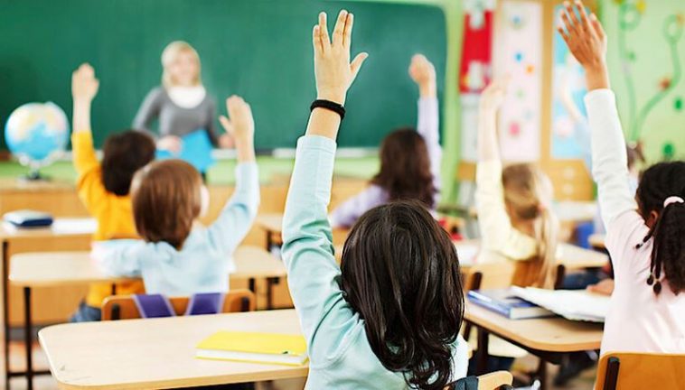 ألمانيا: موعد إعادة فتح المدارس ورياض الأطفال في الولايات الألمانية