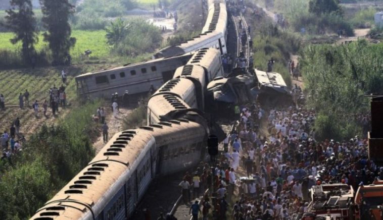 تصادم قطارين في مصر