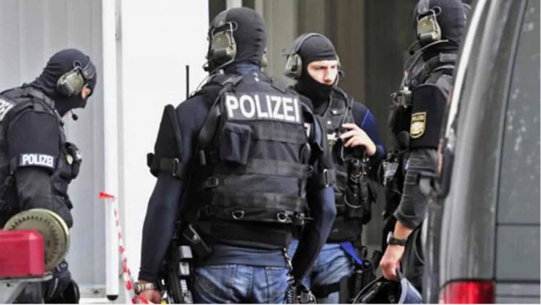 حظر منظمة إسلامية في ألمانيا بتهمة "تمويل الإرهاب حول العالم بالتبرعات"