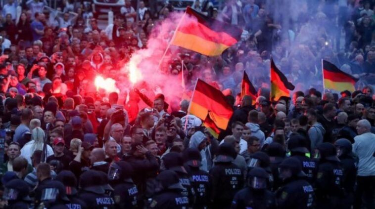 زيادة عدد اليمينيين المتطرفين العنيفين في ألمانيا