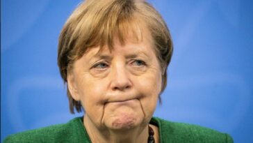 محاكمة ميركل أمام المحكمة الدستورية