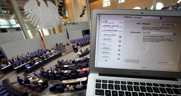 الاتحاد الأوروبي يتهم روسيا بشنّ هجمات إلكترونية على الانتخابات الألمانية