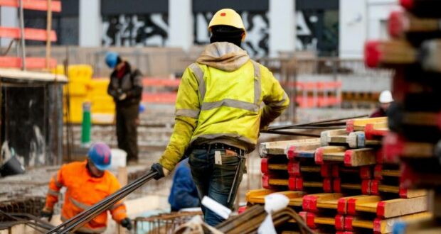 عمال البناء في ألمانيا يطالبون بزيادة الأجور ويهددون بالإضراب في جميع أنحاء البلاد