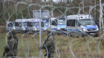 ألمانيا تطالب بـ "أخذ إجراءات" للحد من تدفق المهاجرين من بيلاروسيا إلى بولندا