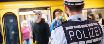 ألمانيا تعتزم فرض قيود صارمة على غير الملقحين