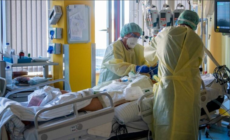 كورونا في ألمانيا: المستشفيات الألمانية تحذر من نفاذ الأسّرة الشاغرة في العناية المركزة