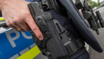 ألمانيا: الشرطة الألمانية تطلق النار على مسلح بسكين على أحد الطرقات السريعة