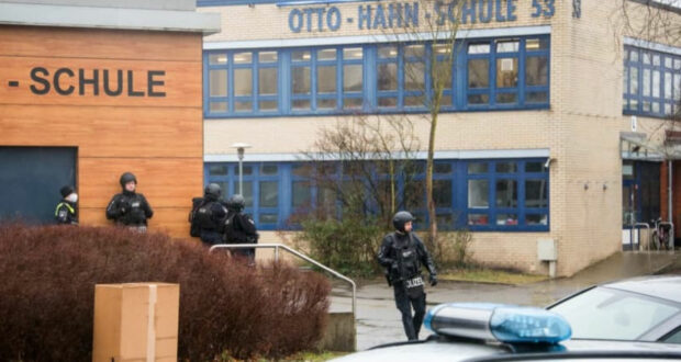 بعد بلاغ بوجود مسلح... شرطة هامبورغ أنهت تفتيش مدرسة أوتوهان "Otto Hahn"
