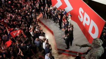 وفقًا لاستطلاع رأي أجرته قناة الأخبار الألمانية ntv،  يتراجع الإجماع على الحزب الحاكم SPD بقيادة المستشار أولاف شولتز