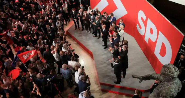 وفقًا لاستطلاع رأي أجرته قناة الأخبار الألمانية ntv،  يتراجع الإجماع على الحزب الحاكم SPD بقيادة المستشار أولاف شولتز